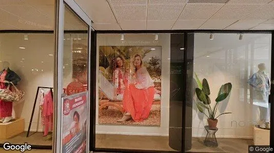 Bedrijfsruimtes for rent i Nissewaard - Foto uit Google Street View