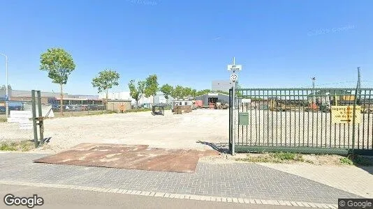 Bedrijfsruimtes for rent i Dordrecht - Foto uit Google Street View