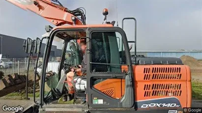 Bedrijfsruimtes for rent in Woudrichem - Photo from Google Street View