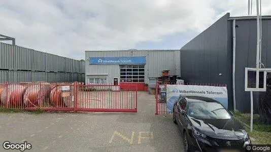 Bedrijfsruimtes for rent i Hellevoetsluis - Foto uit Google Street View