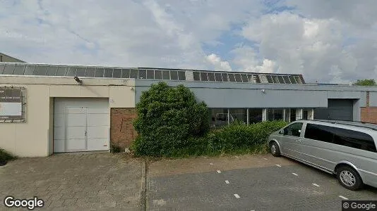 Bedrijfsruimtes for rent i Haarlemmermeer - Foto uit Google Street View