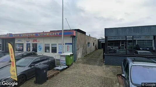 Bedrijfsruimtes for rent i Utrecht Overvecht - Foto uit Google Street View