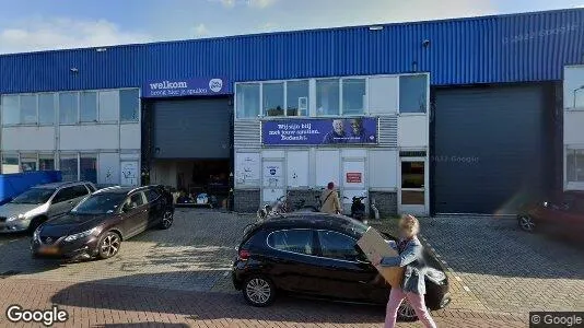 Bedrijfsruimtes for rent i Schiedam - Foto uit Google Street View