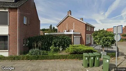 Bedrijfsruimtes for rent in Oosterhout - Photo from Google Street View