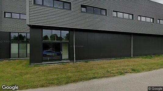 Bedrijfsruimtes for rent i Haarlemmermeer - Foto uit Google Street View