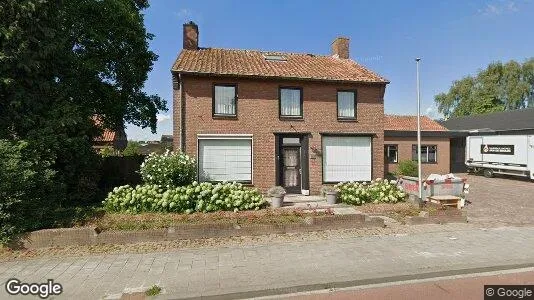 Bedrijfsruimtes for rent i Waalwijk - Foto uit Google Street View