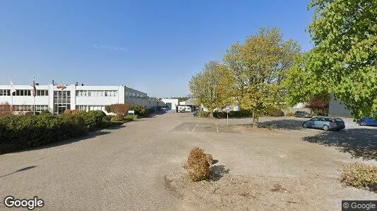 Bedrijfsruimtes for rent i Mill en Sint Hubert - Foto uit Google Street View