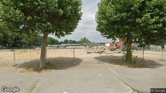 Bedrijfsruimtes for rent i Helmond - Foto uit Google Street View