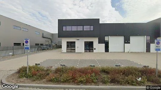 Bedrijfsruimtes for rent i Best - Foto uit Google Street View