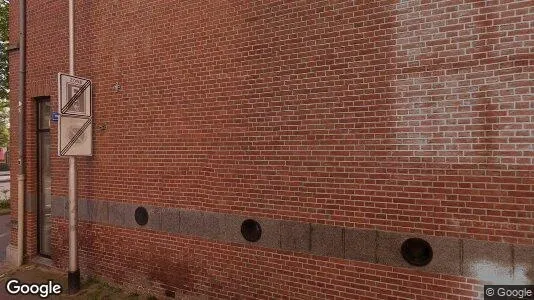 Bedrijfsruimtes for rent i Tilburg - Foto uit Google Street View