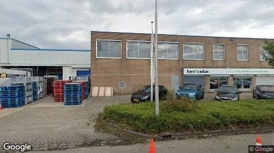Bedrijfsruimtes for rent i Aalsmeer - Foto uit Google Street View