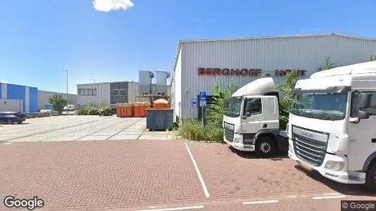 Bedrijfsruimtes for rent i Amsterdam Westpoort - Foto uit Google Street View