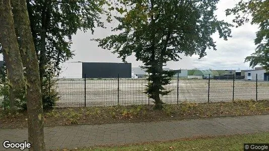 Bedrijfsruimtes for rent i Best - Foto uit Google Street View