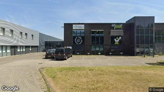 Bedrijfsruimtes for rent i Tilburg - Foto uit Google Street View