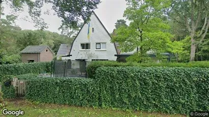 Bedrijfsruimtes for rent in Zeist - Photo from Google Street View