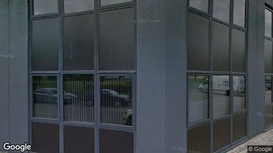 Bedrijfsruimtes for rent i Zoetermeer - Foto uit Google Street View