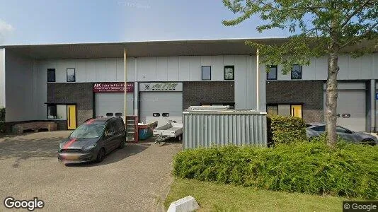Bedrijfsruimtes for rent i Almere - Foto uit Google Street View