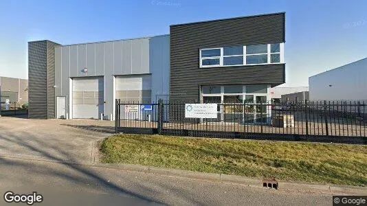 Bedrijfsruimtes for rent i Overbetuwe - Foto uit Google Street View