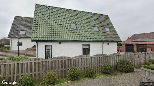 Bedrijfsruimtes for rent i Aalsmeer - Foto uit Google Street View