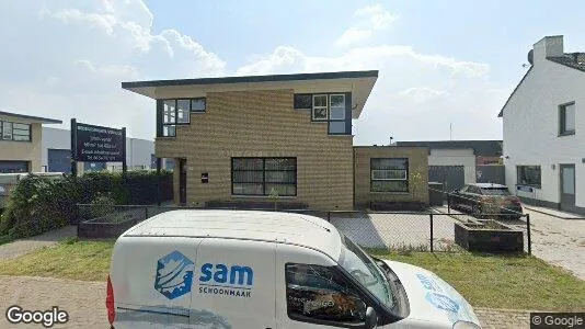 Bedrijfsruimtes for rent i Helmond - Foto uit Google Street View
