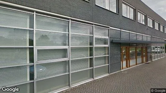 Bedrijfsruimtes for rent i Waalwijk - Foto uit Google Street View