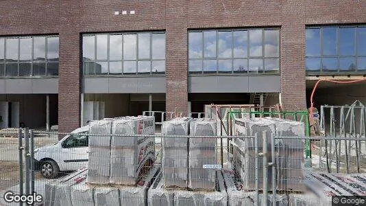 Bedrijfsruimtes for rent i The Hague Laak - Foto uit Google Street View