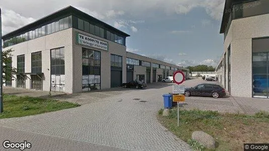 Bedrijfsruimtes for rent i Oosterhout - Foto uit Google Street View