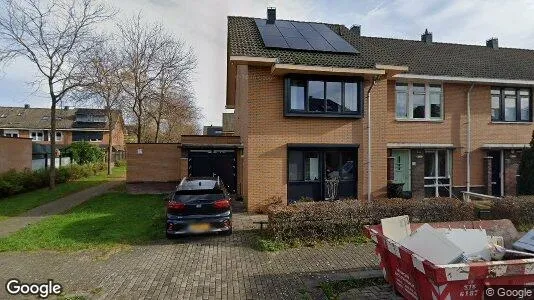 Bedrijfsruimtes for sale i Almere - Foto uit Google Street View