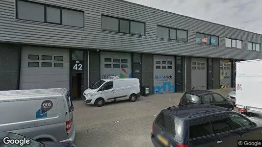 Bedrijfsruimtes for rent i Amsterdam Westpoort - Foto uit Google Street View