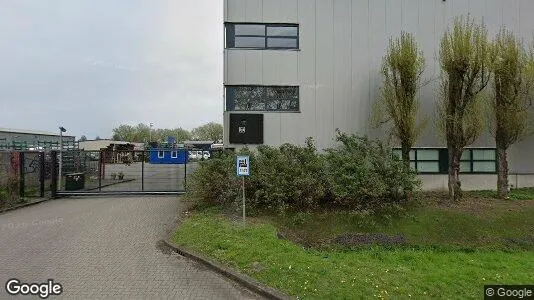 Bedrijfsruimtes for rent i Amsterdam Westpoort - Foto uit Google Street View