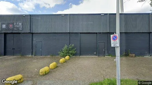Bedrijfsruimtes for rent i Amsterdam Westpoort - Foto uit Google Street View