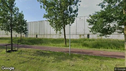 Bedrijfsruimtes for rent i Amsterdam Westpoort - Foto uit Google Street View