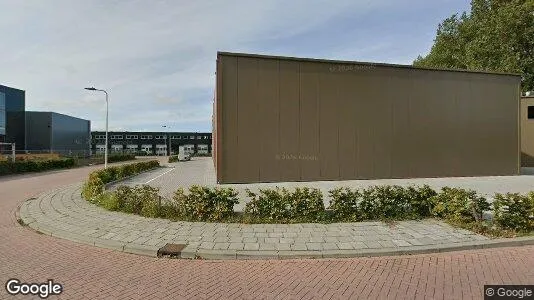 Bedrijfsruimtes for rent i Alphen aan den Rijn - Foto uit Google Street View