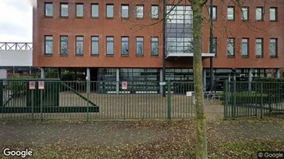 Bedrijfsruimtes for rent in Utrecht Vleuten-De Meern - Photo from Google Street View Bedrijfsruimtes for rent in Utrecht Vleuten-De Meern - Photo from Google Street View