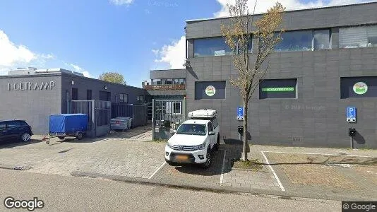 Bedrijfsruimtes for rent i Amsterdam Westpoort - Foto uit Google Street View