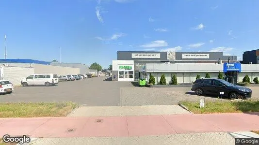 Bedrijfsruimtes for rent i Helmond - Foto uit Google Street View