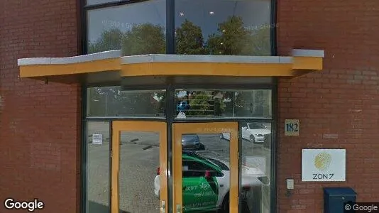 Bedrijfsruimtes for rent i Lelystad - Foto uit Google Street View