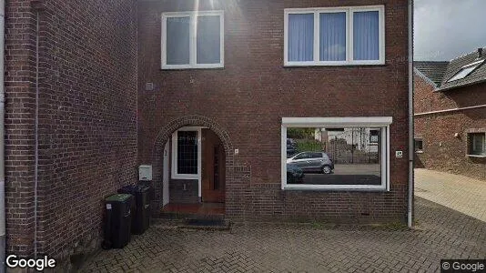 Bedrijfsruimtes for rent i Beek - Foto uit Google Street View