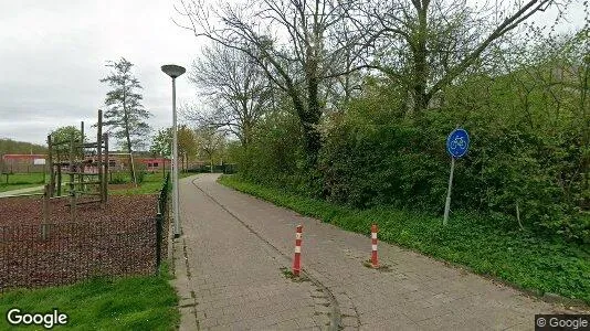 Bedrijfsruimtes for rent i Nissewaard - Foto uit Google Street View