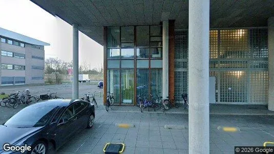 Bedrijfsruimtes for rent i Amsterdam Oost-Watergraafsmeer - Foto uit Google Street View