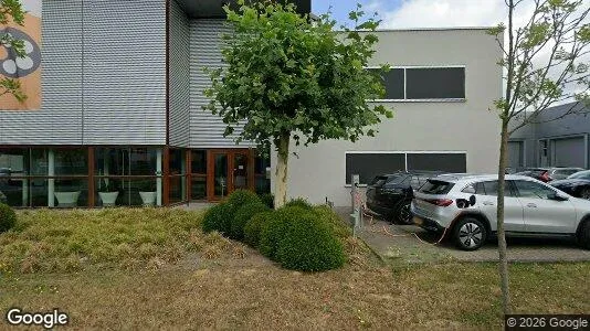 Bedrijfsruimtes for rent i Waalre - Foto uit Google Street View