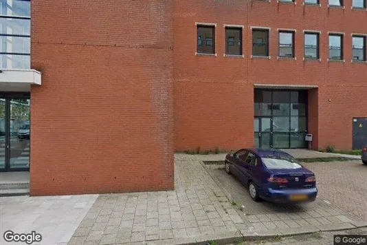 Kantorruimte for rent i The Hague Laak - Foto uit Google Street View